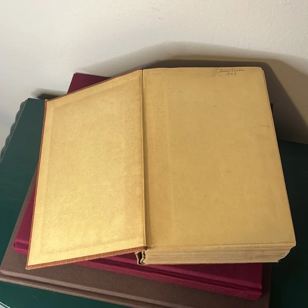 Vintage The Woollcott Reader Bypaths in the Realm of Gold Hardcover Book 1938‎